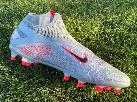 Nike phantom soccer shoes